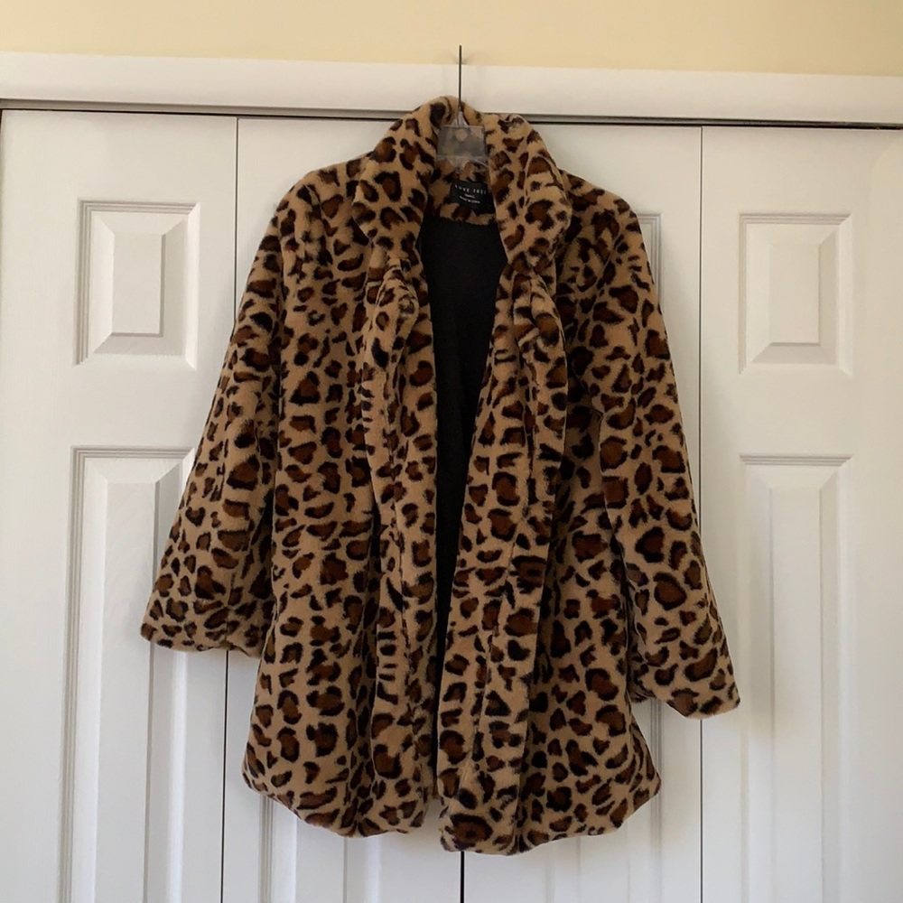 S Cozy leopard print coat